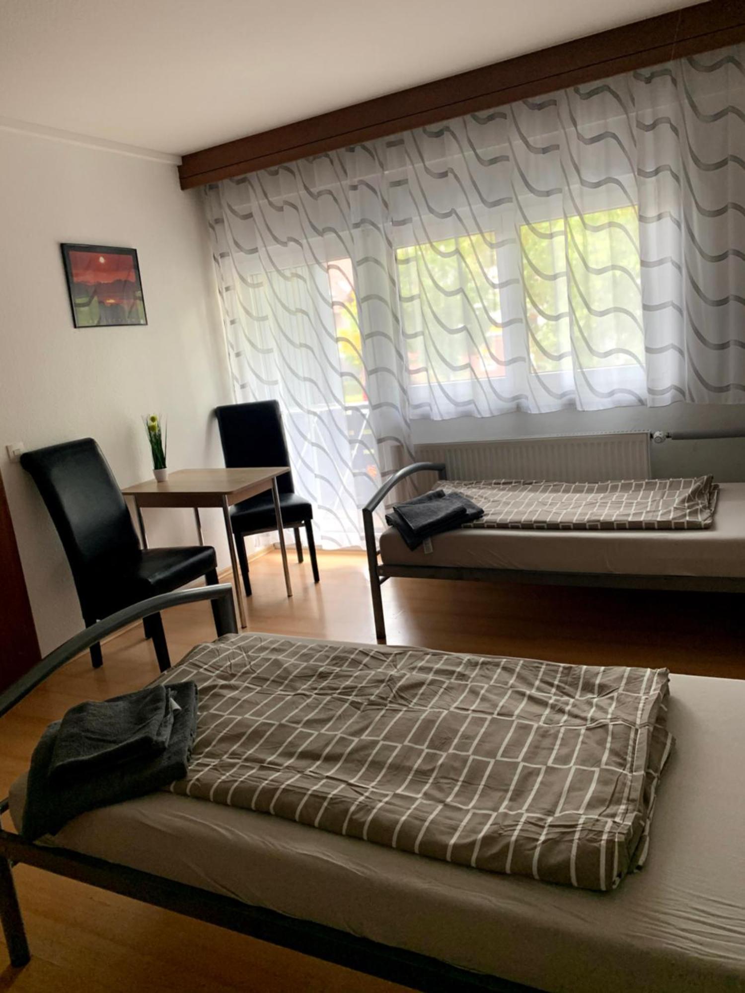 Monteurzimmer - Karlsbad Εξωτερικό φωτογραφία